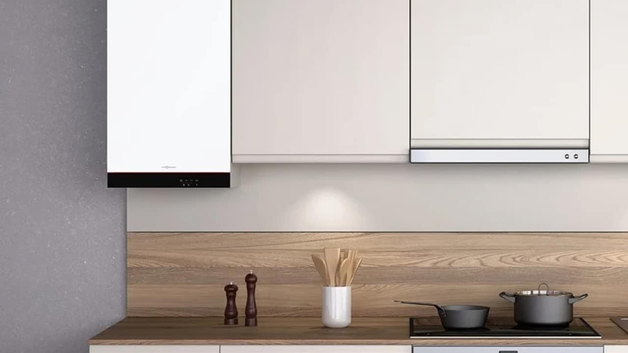 The Viessmann Vitodens 050-W can be wall-mounted in a kitchen.